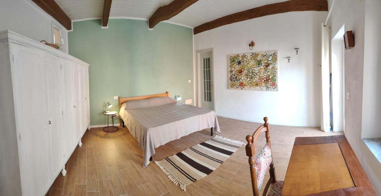 Magalocanda Stanze Sotto Al Castello Montemagno  Esterno foto